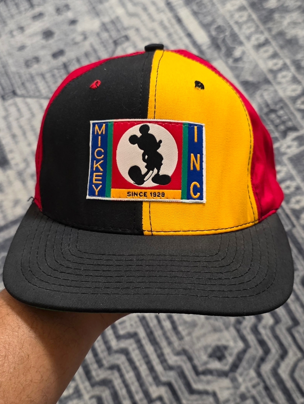 Disney True Vintage Mickey Mouse Inc Color Block Goofys Hat Co Snapback Hat Cap